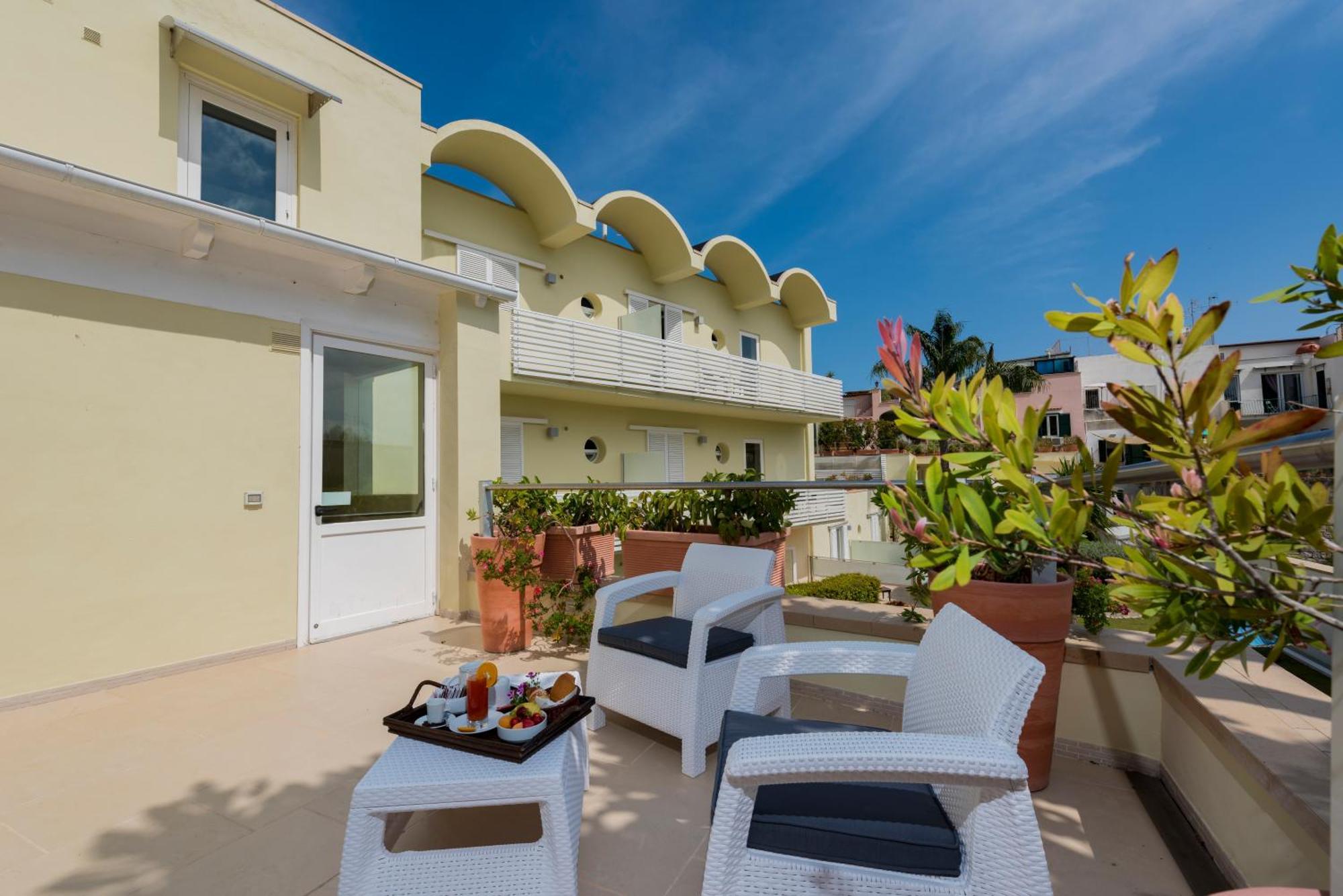 Marina 10 Design Hotel & Spa Casamicciola Terme Ngoại thất bức ảnh