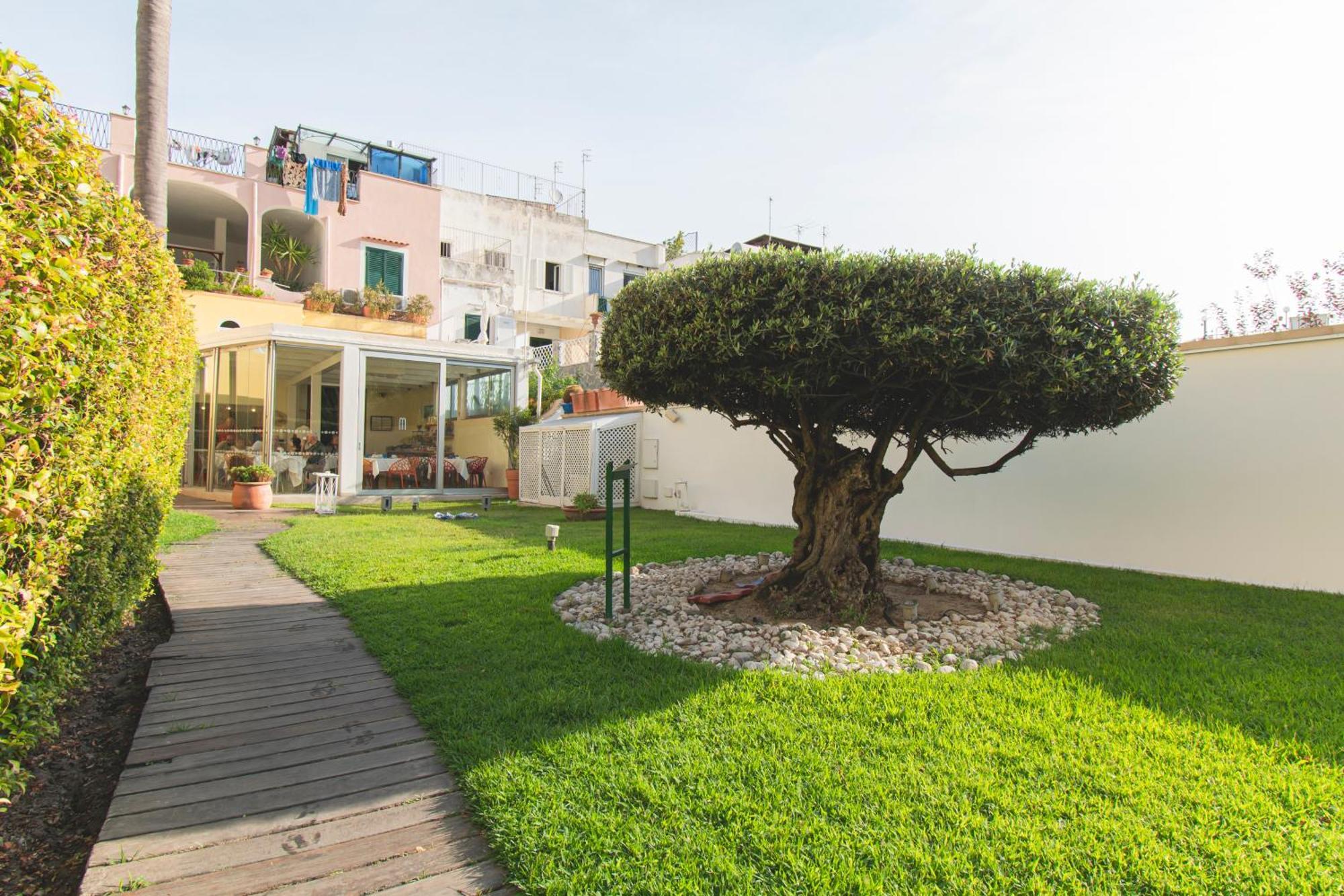Marina 10 Design Hotel & Spa Casamicciola Terme Ngoại thất bức ảnh